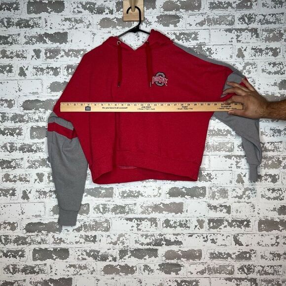 Colosseum ohio state buckeyes cropped hoodie - Picture 4 of 5